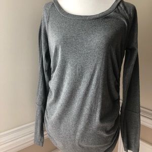 Liz Lange gray rubbed maternity tee Size L